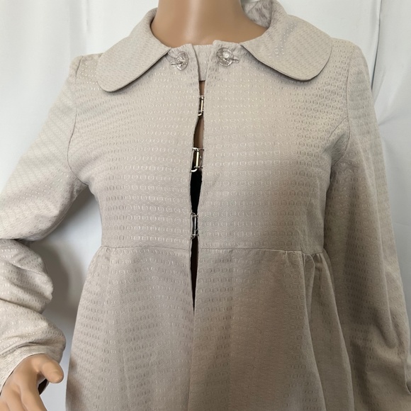 NWT Kalé Bob Front Buttons & Hooks Closure Light Gray Dress Coat Size XS - Picture 3 of 10